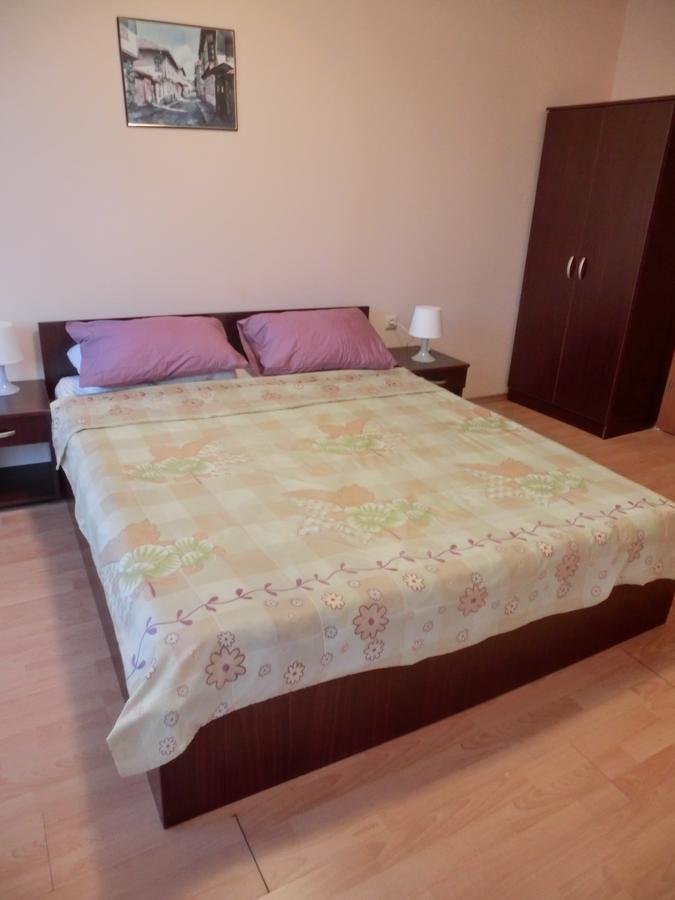 Sea View Crown Apartment On Complex With Pools And Beach, Sveti Vlas Ngoại thất bức ảnh