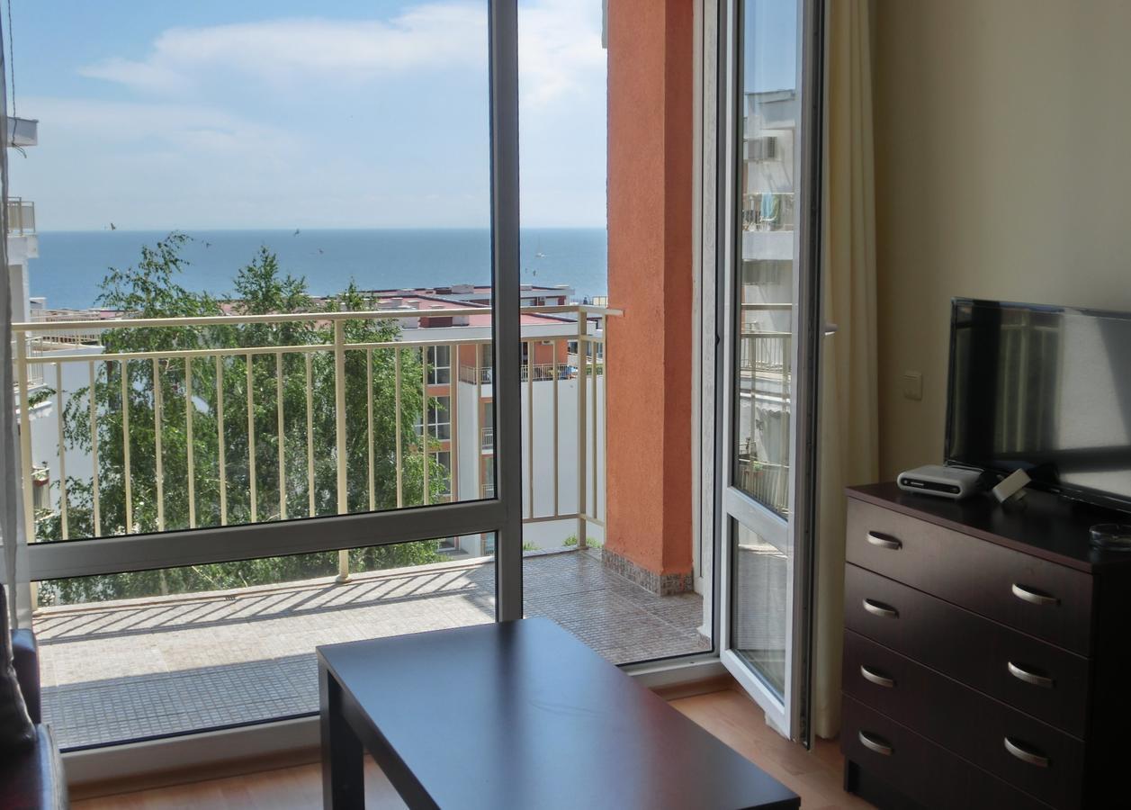 Sea View Crown Apartment On Complex With Pools And Beach, Sveti Vlas Ngoại thất bức ảnh